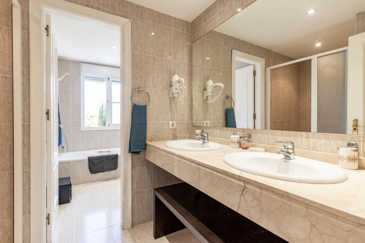 Familiar En Complejo Con Piscina - Bel Air 28 Vakantiehuis