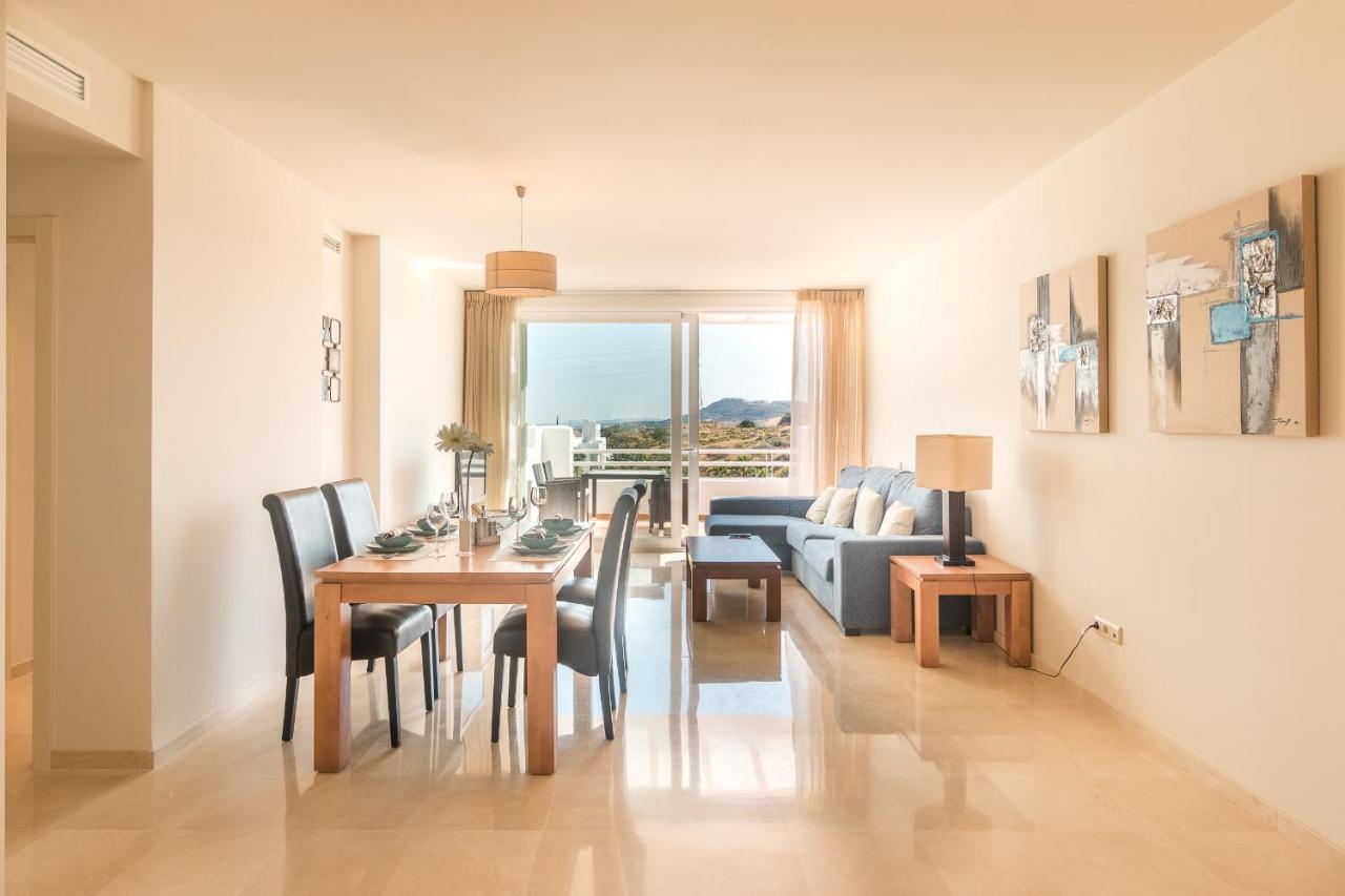 2214-modern With Private * Estepona