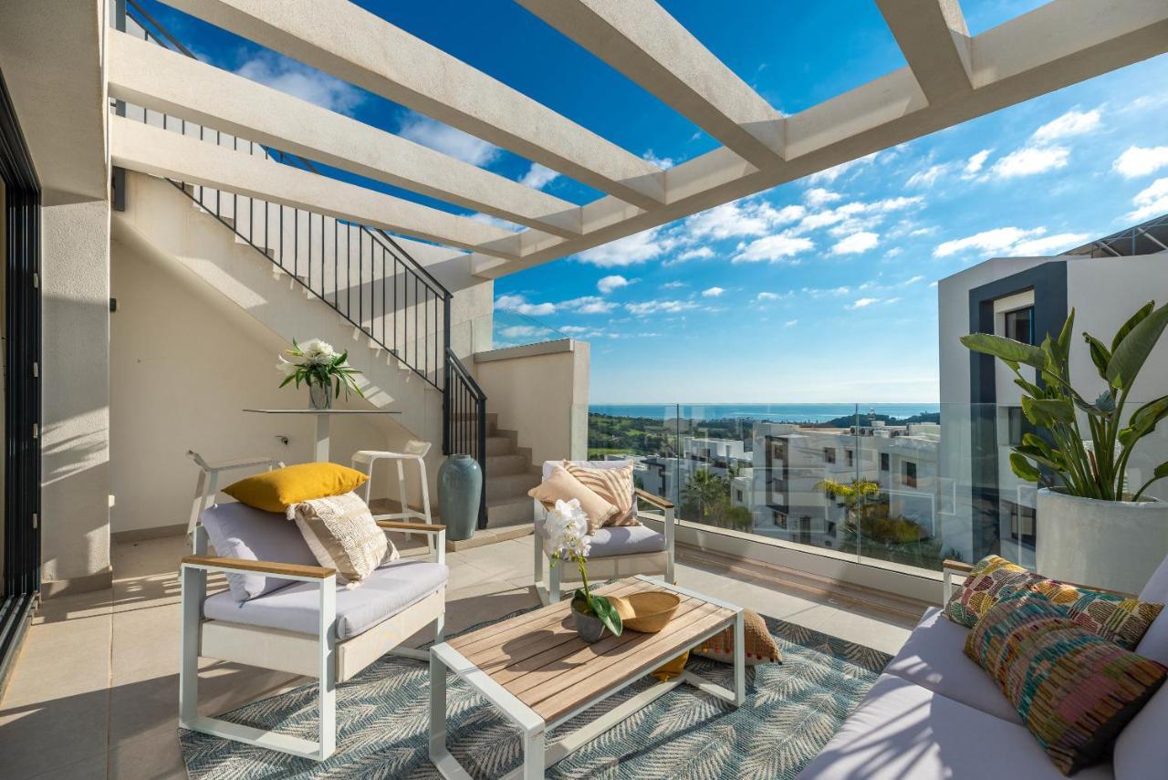 Hermoso Penthouse Anne E Manu Estepona
