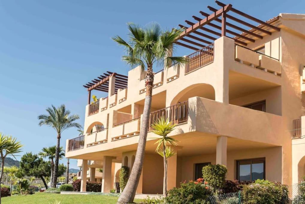 Elegant Apartment, Stunning Views, Fully Renovated In La Hacienda Del Senorio De Cifuentes Apartment *