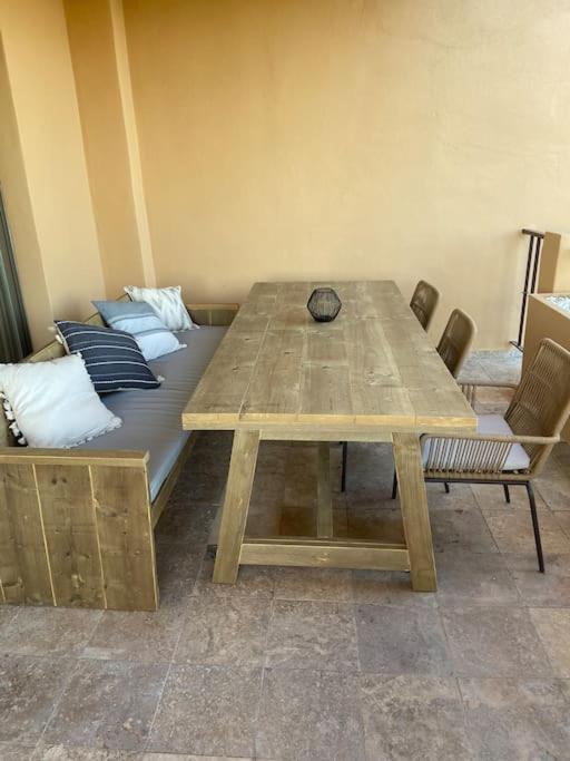 Apartment Elegant Apartment, Stunning Views, Fully Renovated In La Hacienda Del Senorio De Cifuentes