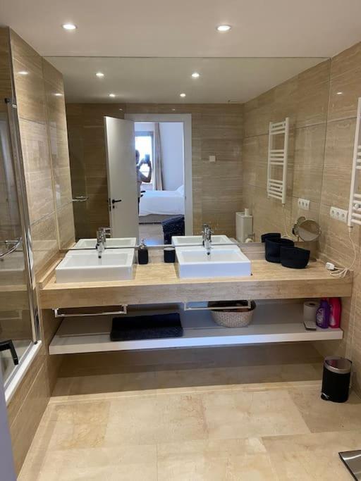 Elegant Apartment, Stunning Views, Fully Renovated In La Hacienda Del Senorio De Cifuentes *
