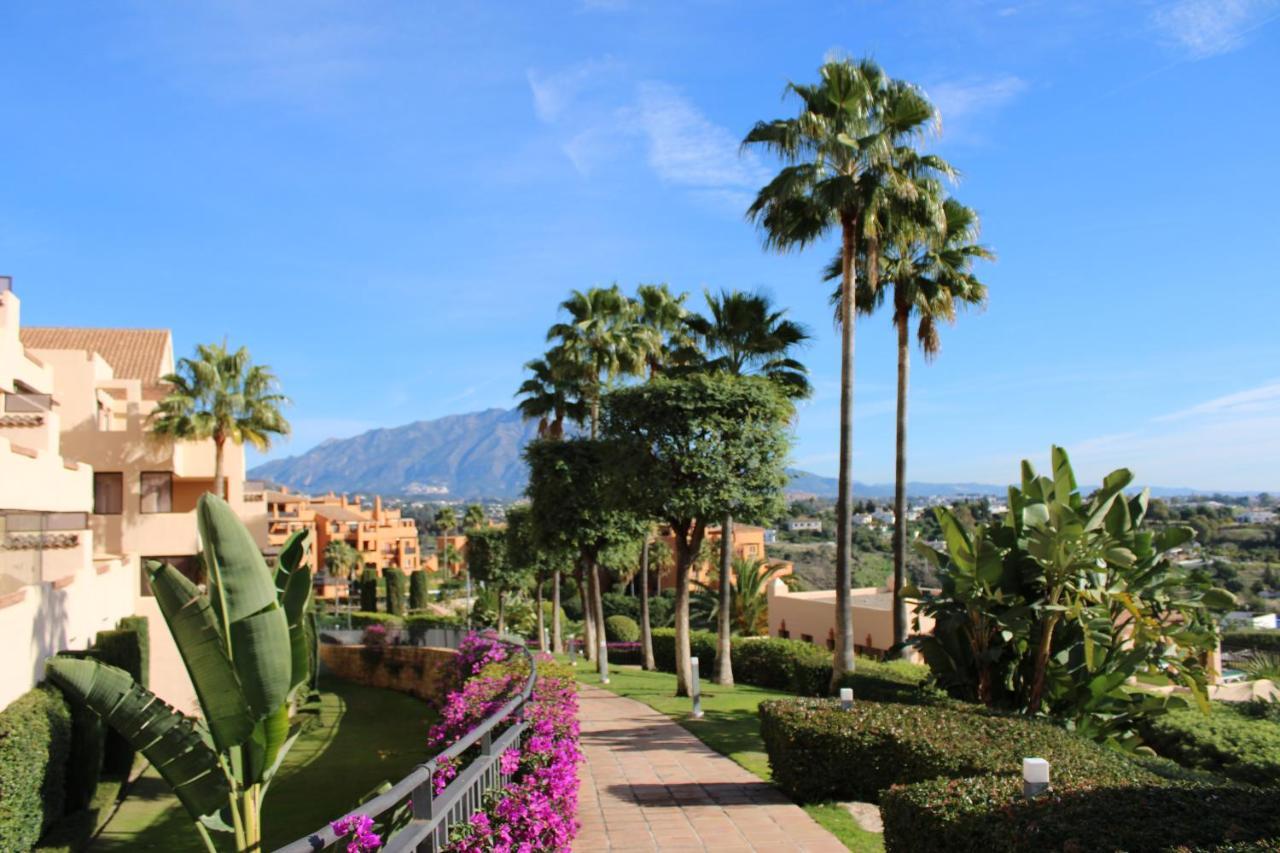 Apartment Atico Con Vista Al Mar Y Cerca Campos De Golf Estepona
