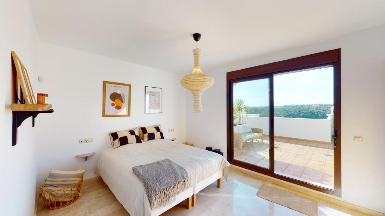 Royal Golf Casares Penthouse Apartment Estepona