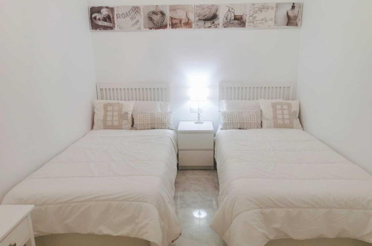 Valle Golf -next To The Golf Course And Very Close To The * Estepona