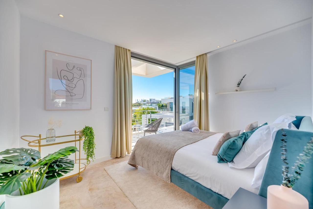 Vacation Marbella I Schumacher, New Built, Sea View, Luxury, Private Pool Villa