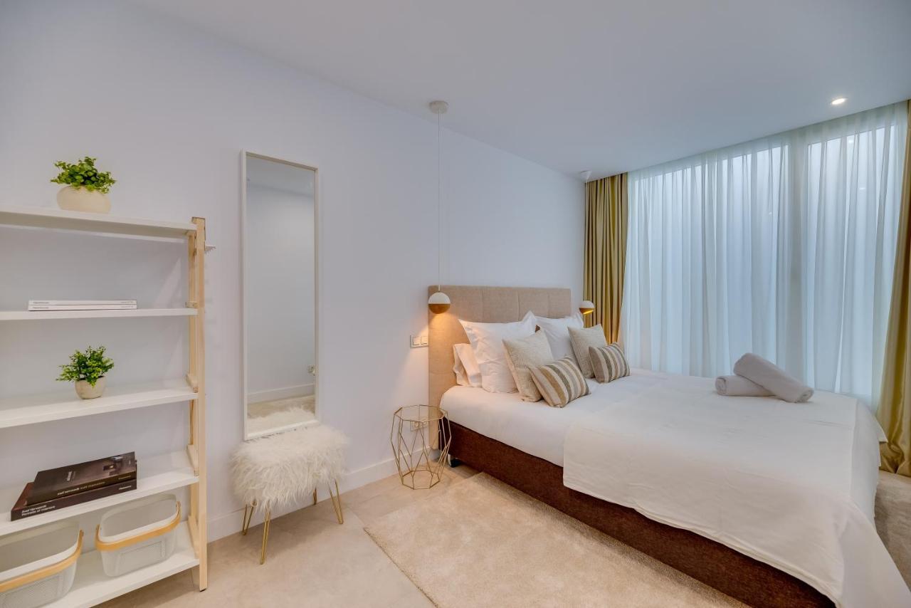 Vacation Marbella I Schumacher, New Built, Sea View, Luxury, Private Pool *