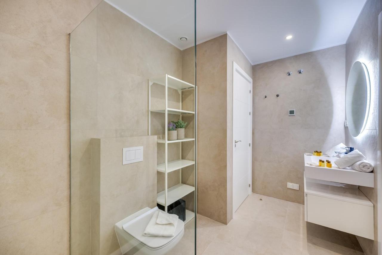 Vacation Marbella I Schumacher, New Built, Sea View, Luxury, Private Pool Villa *