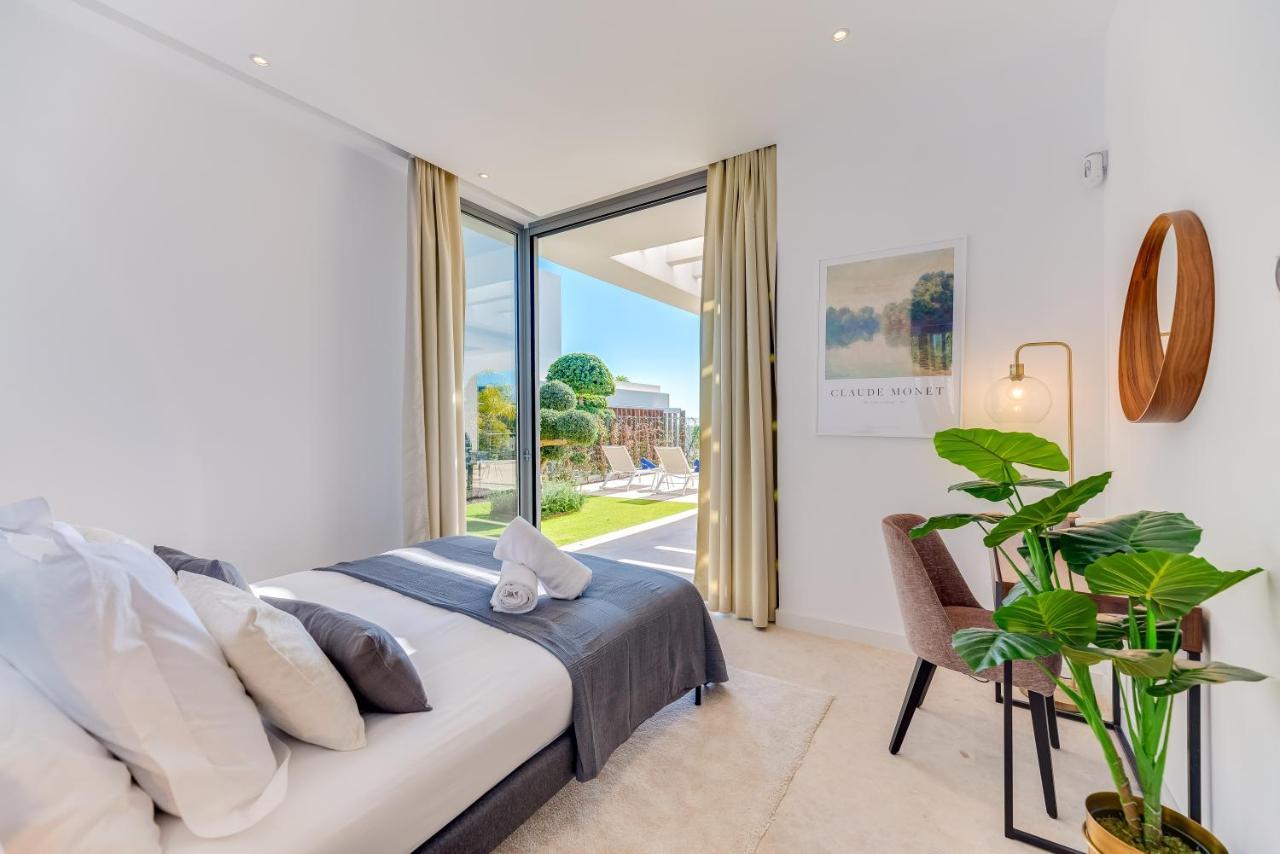 Vacation Marbella I Schumacher, New Built, Sea View, Luxury, Private Pool Estepona