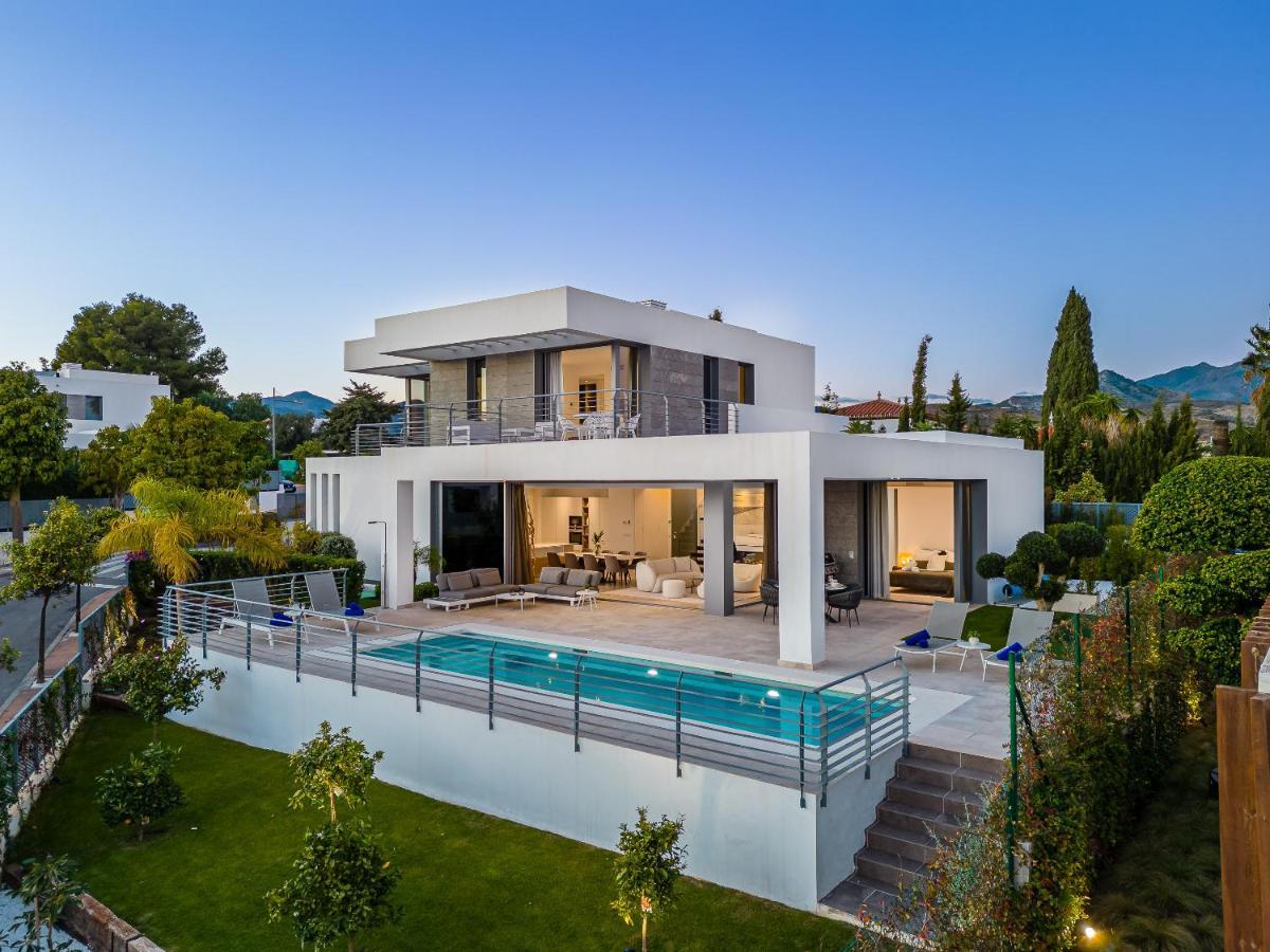 Vacation Marbella I Schumacher, New Built, Sea View, Luxury, Private Pool * Estepona