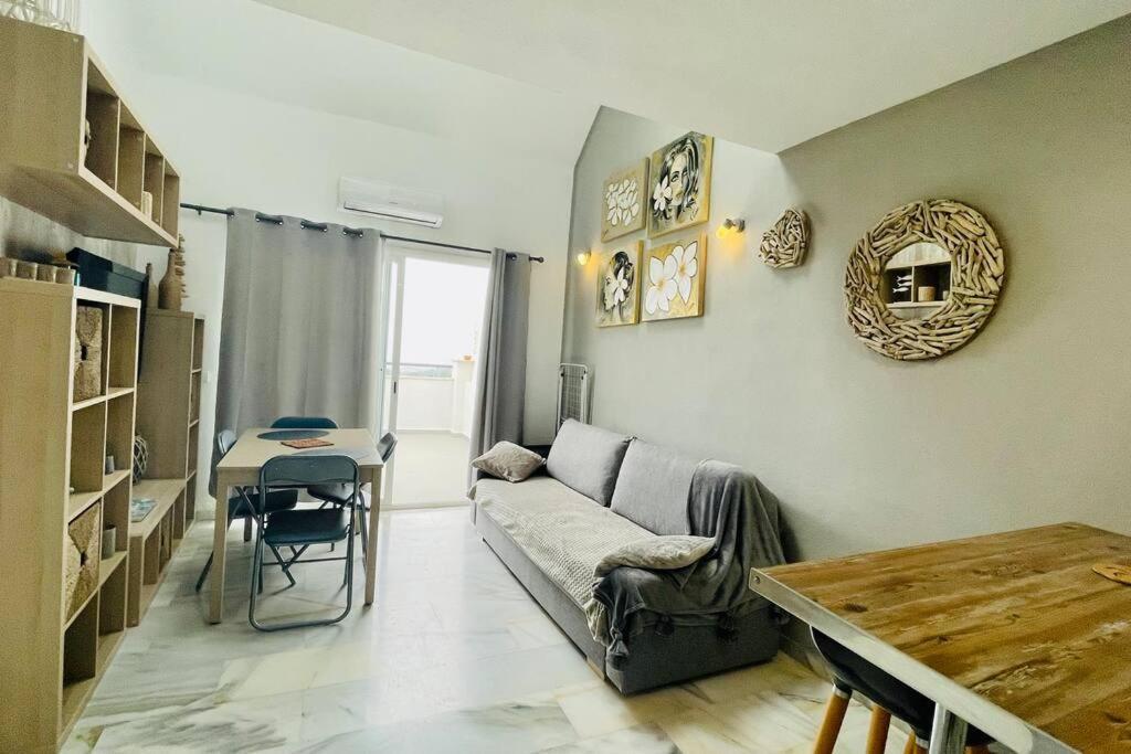 Apartment Atico Con Bonita Vista. En Urbanizacion Privada.! Estepona