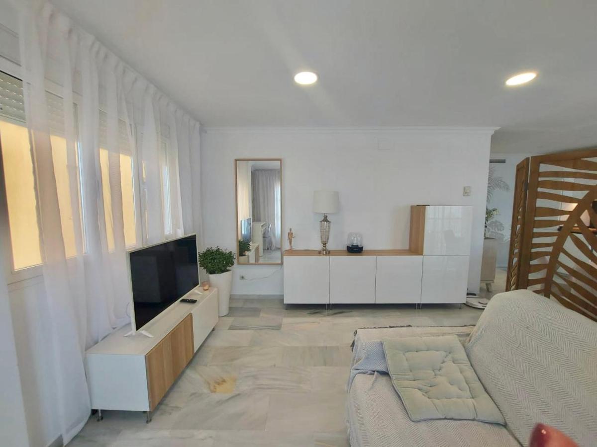 2 Bedroom Beachfront In Estepona, Malaga. Apartment *