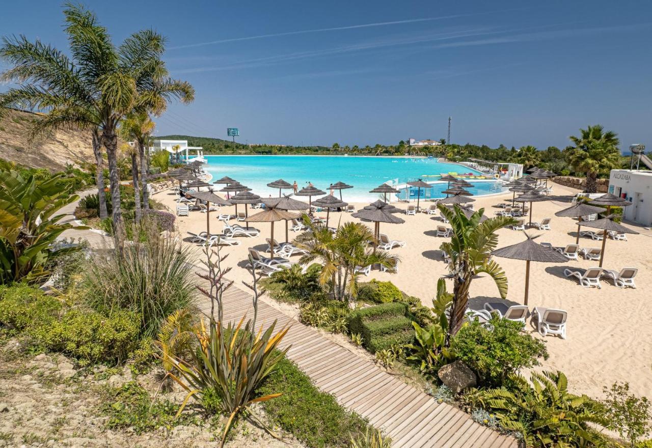 2152-modern With Private Apartment Estepona