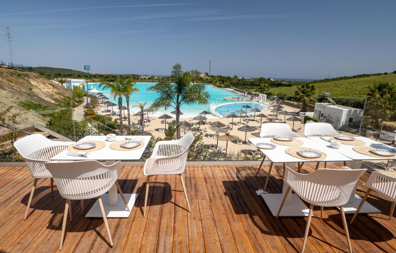 2152-modern With Private Apartment Estepona
