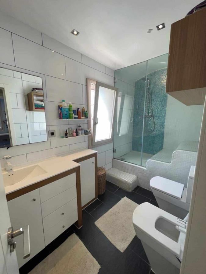 Bonita Moderna Cerca De La Playa Villa