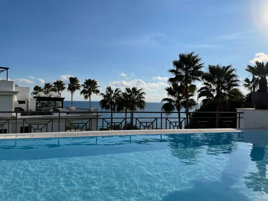 Luxurious And Light 3 Bedroom Penthouse Apartamento Estepona