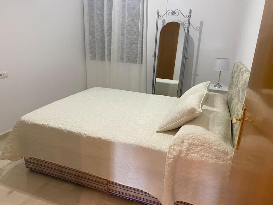 3 Bed With Pool And Parking *