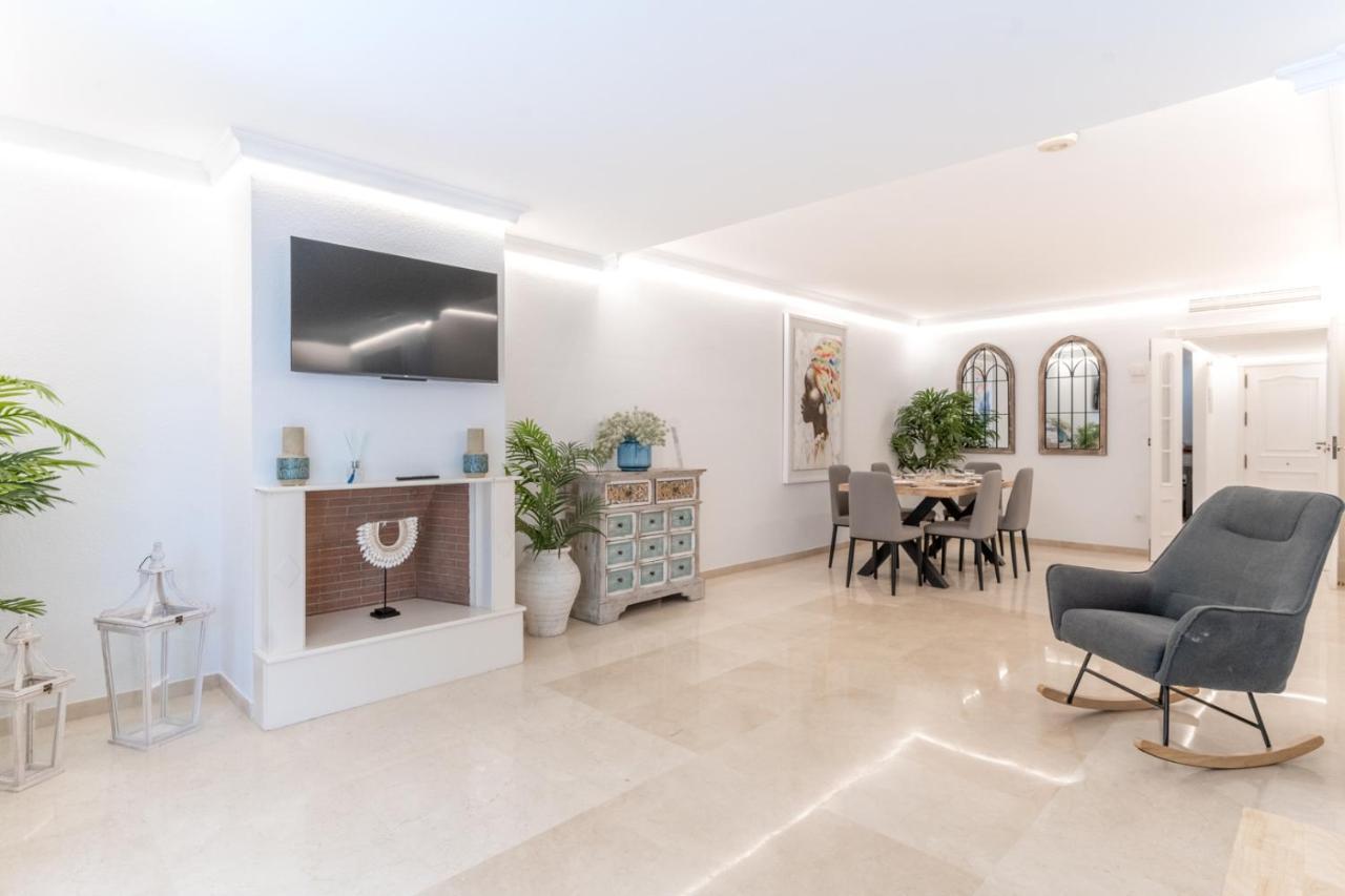 Vip Dominion Apartment Estepona