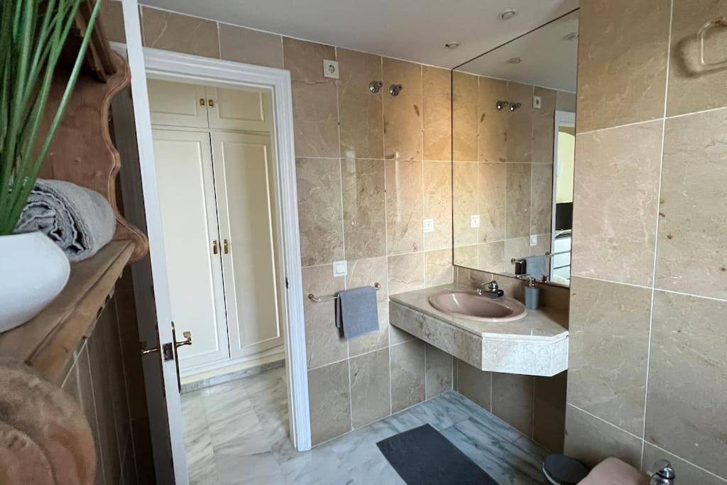 Apartment Costalita - 2 Bedroom 350m From The *