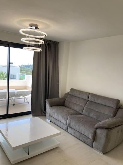 Coco Luxury 3 Bedrooms Apartment