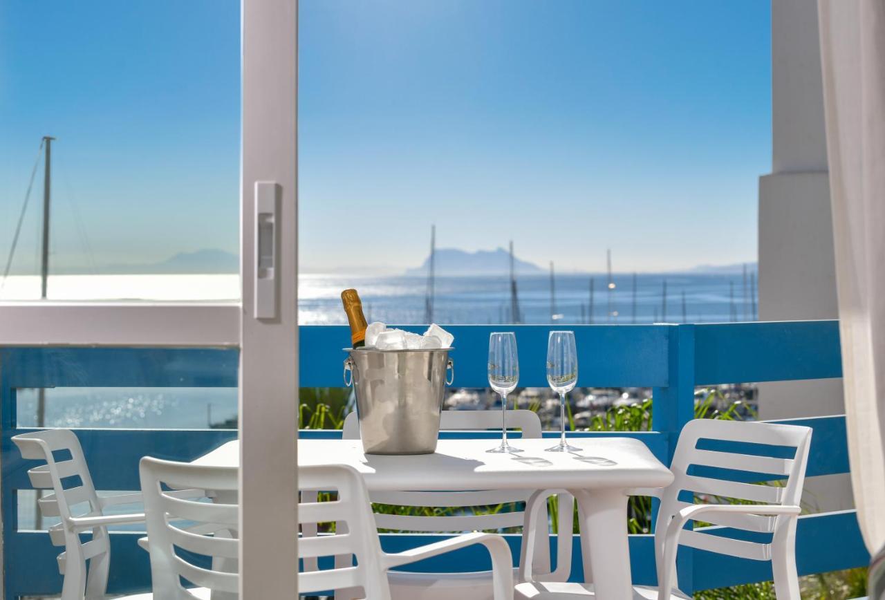 Charming Beachfront In Marina