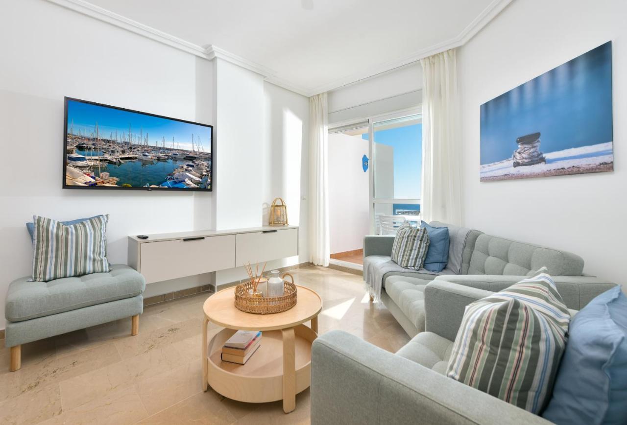 Charming Beachfront In Marina Apartment Estepona