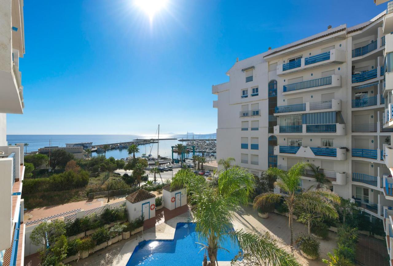 Charming Beachfront In Marina Apartment *