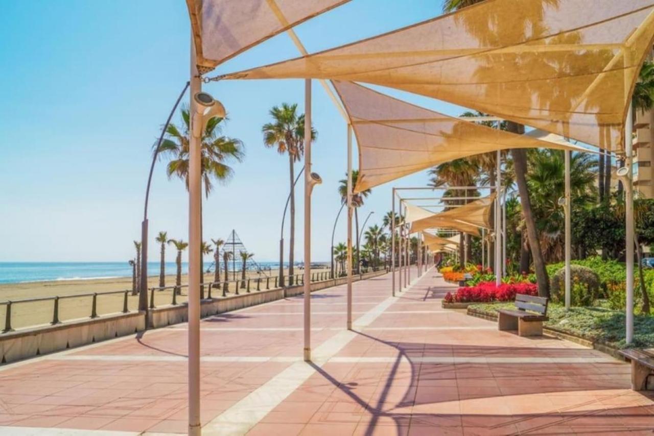 Al-1103 - - Alcazaba Lagoon * Estepona