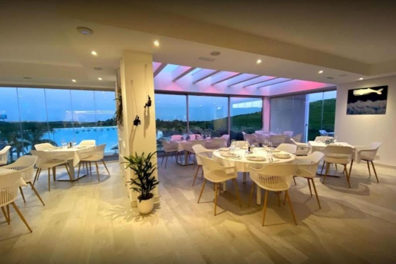 Al-1103 - - Alcazaba Lagoon Apartment