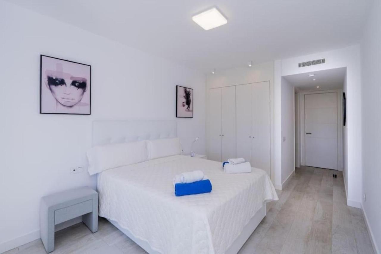 Al-1103 - - Alcazaba Lagoon Apartment Estepona