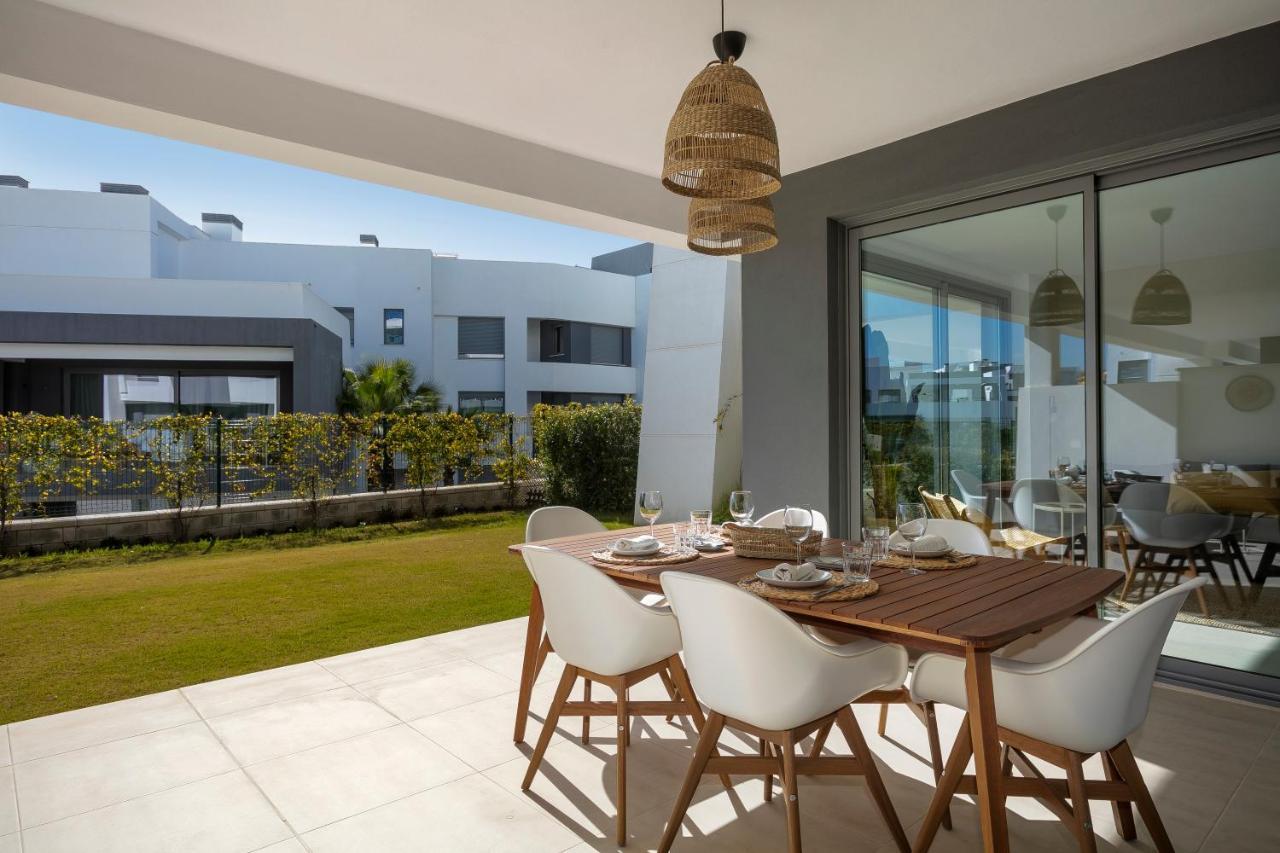 Modern & Brilliant 2 Bedroom Vanian Gardens Rdr283 Apartment Estepona