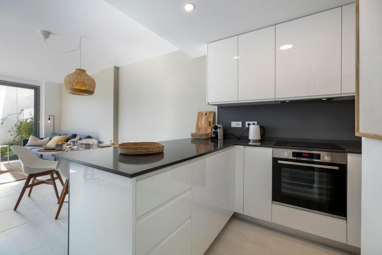 Modern & Brilliant 2 Bedroom Vanian Gardens Rdr283 *