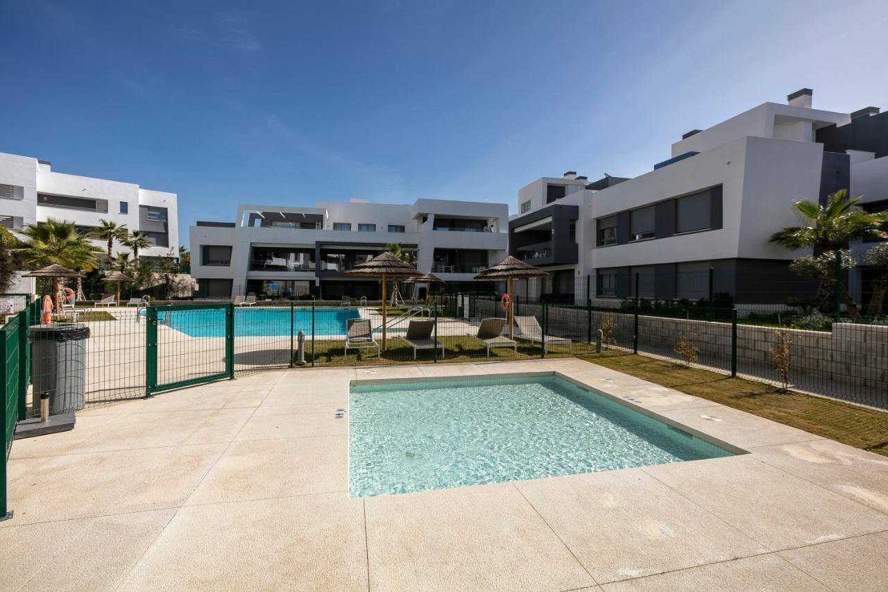 Modern & Brilliant 2 Bedroom Vanian Gardens Rdr283 *