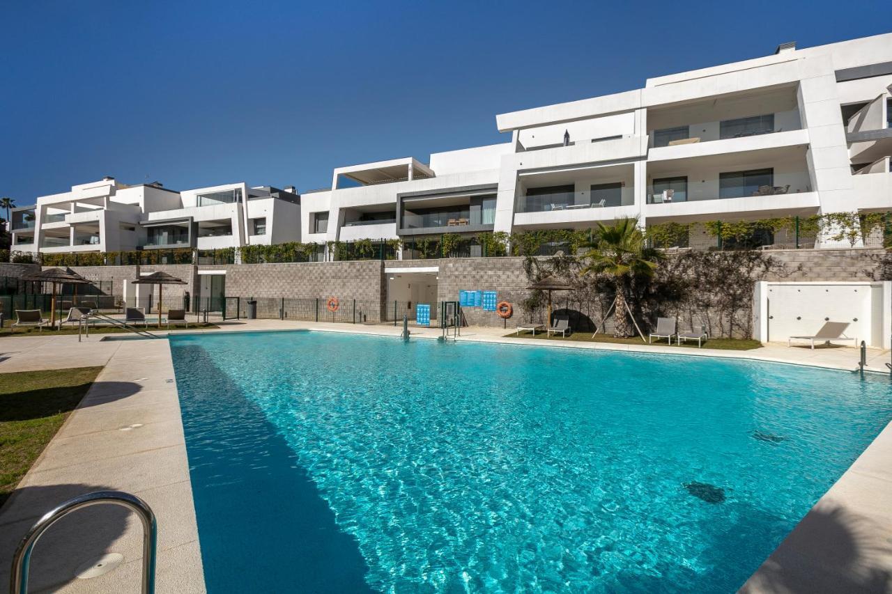 Modern & Brilliant 2 Bedroom Vanian Gardens Rdr283 Estepona