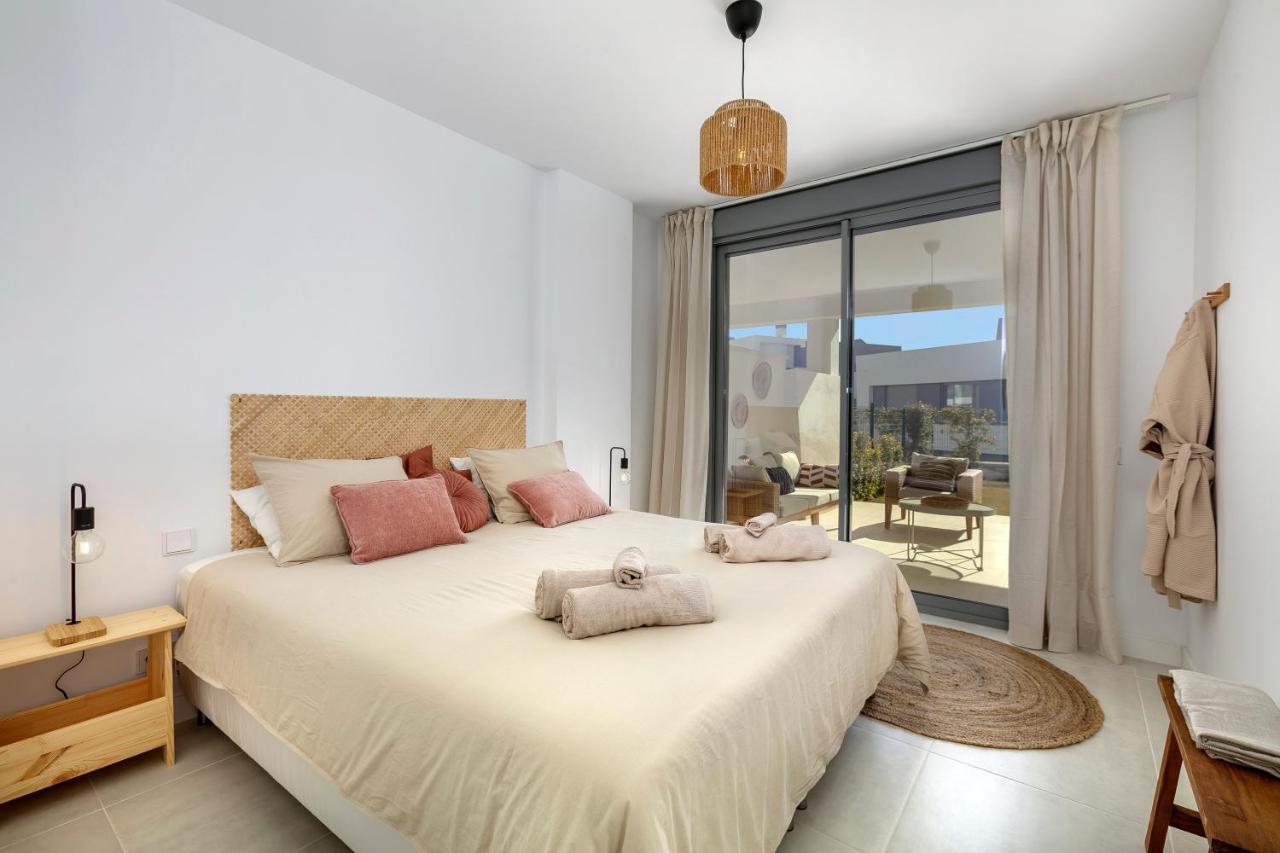 Apartment Modern & Brilliant 2 Bedroom Vanian Gardens Rdr283
