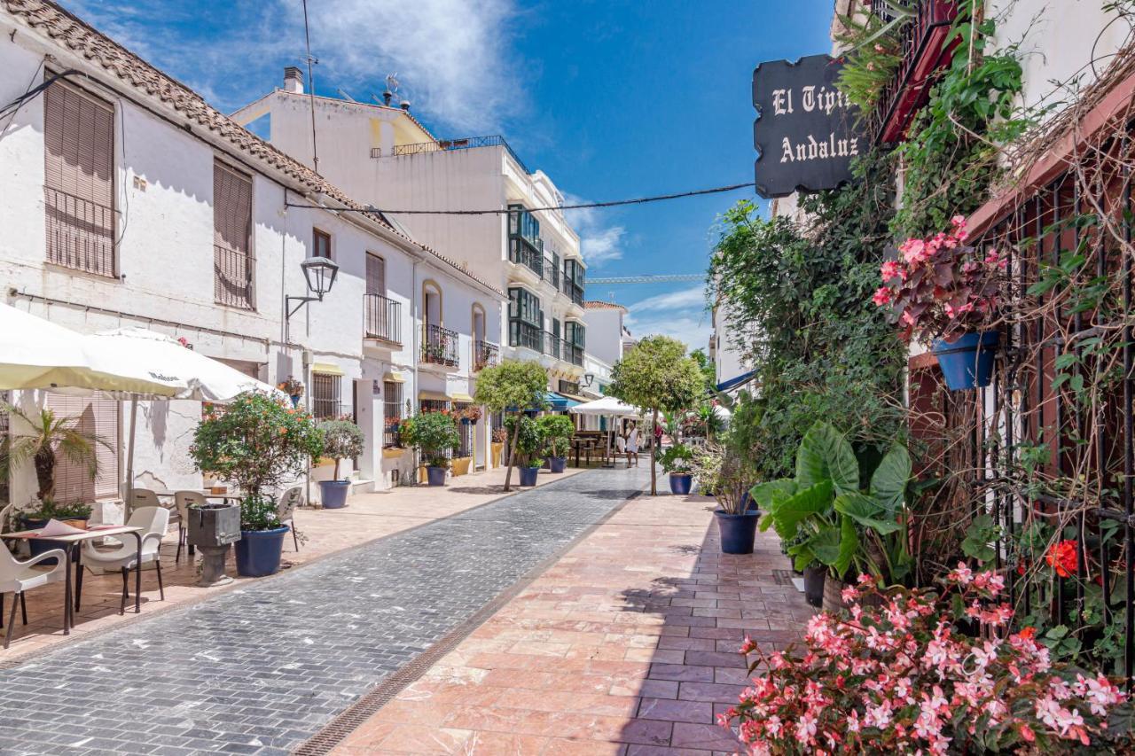 Apartment Awesome 3 Bedroom Metres From The Rdr289 Estepona