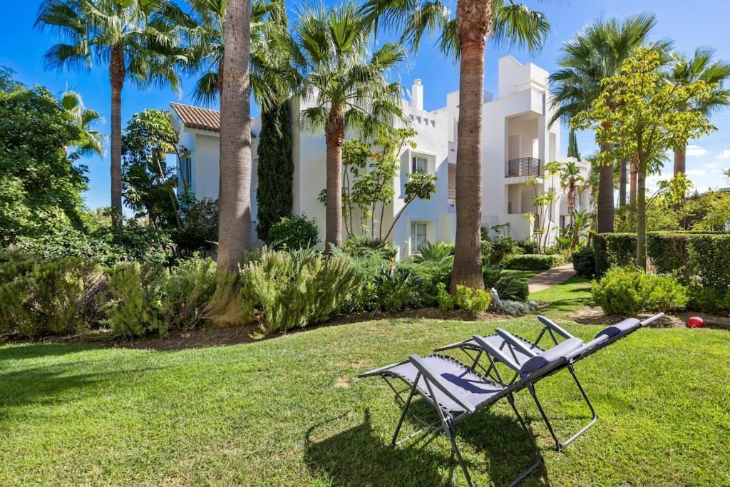 Alcazaba Lagoon Family By Costarentals - Ref M14 Estepona