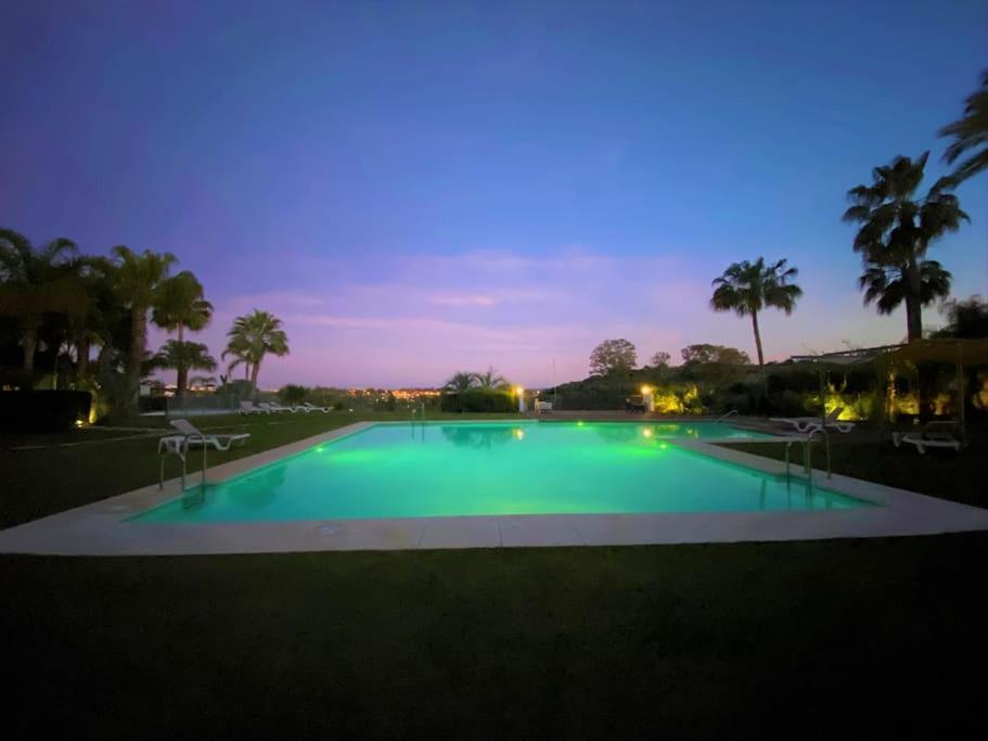 Breathtaking Apartment, Paradise Palm View Marbella Apartment *