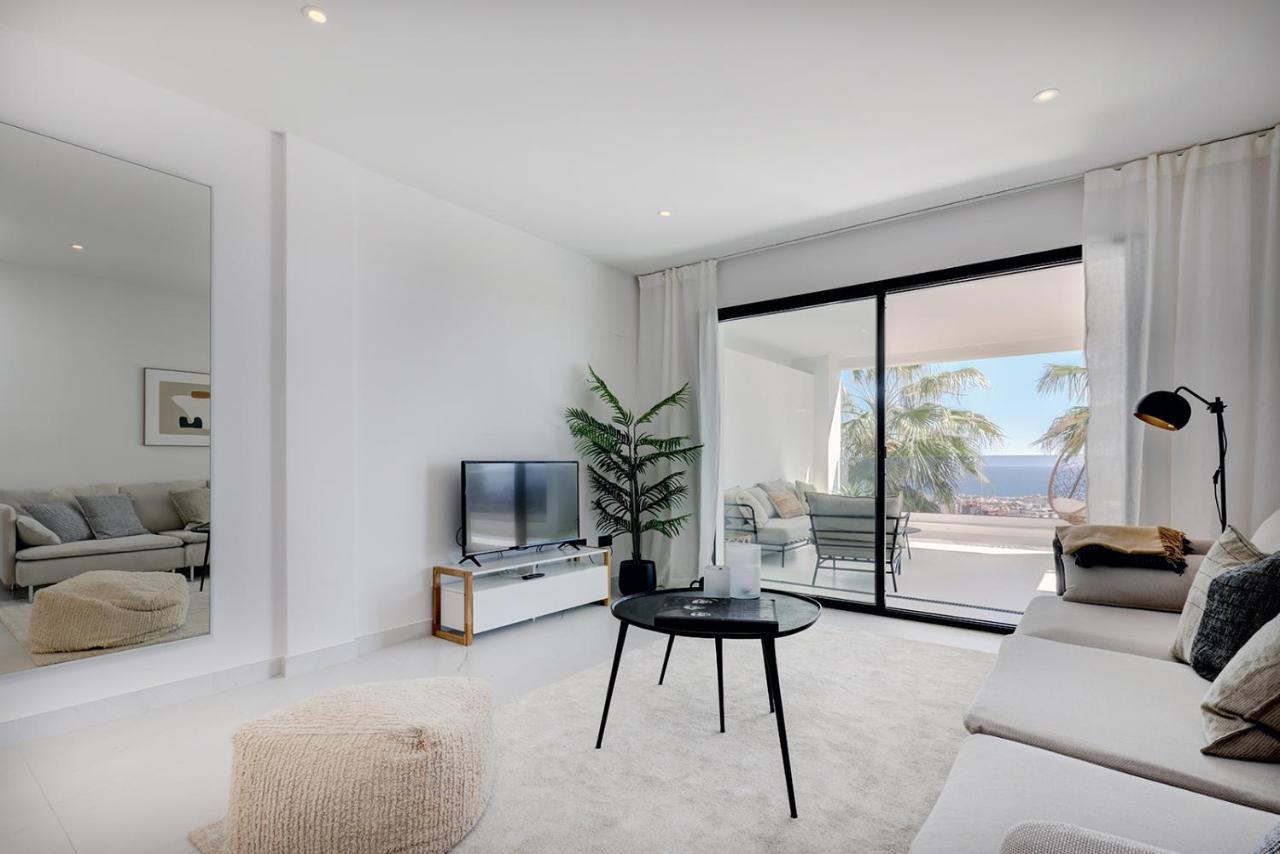 Apartment 2 Bedroom @estepona Hills With Sea View! Estepona