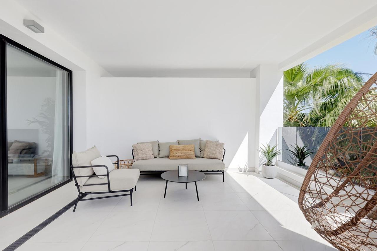 2 Bedroom @estepona Hills With Sea View! Apartamento