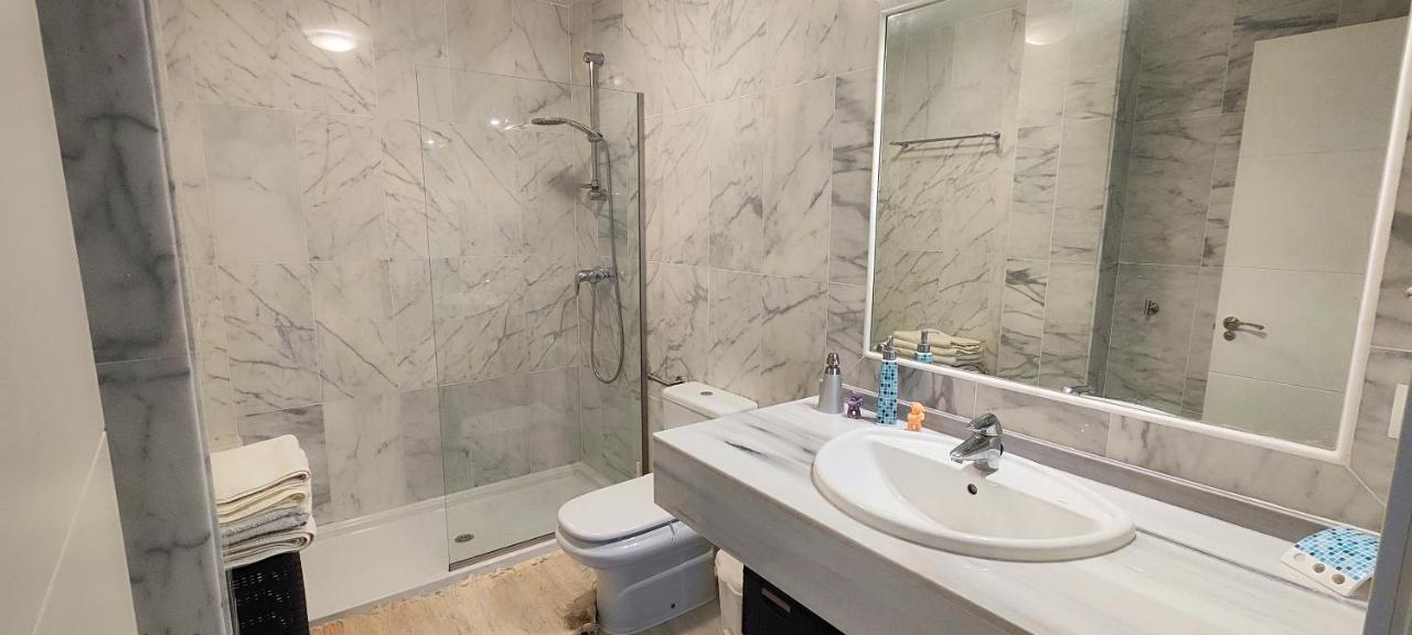 Gorgeous 3 Bedrooms In Natural Reserve Park!