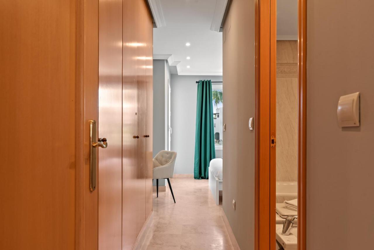 Apartment With Terrace And Pool By Costarentals - Ref M16 *