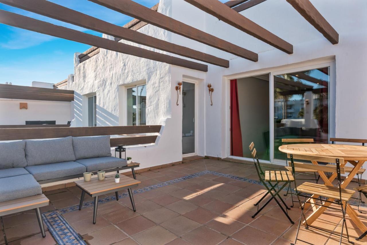 With Terrace And Pool By Costarentals - Ref M16 Estepona