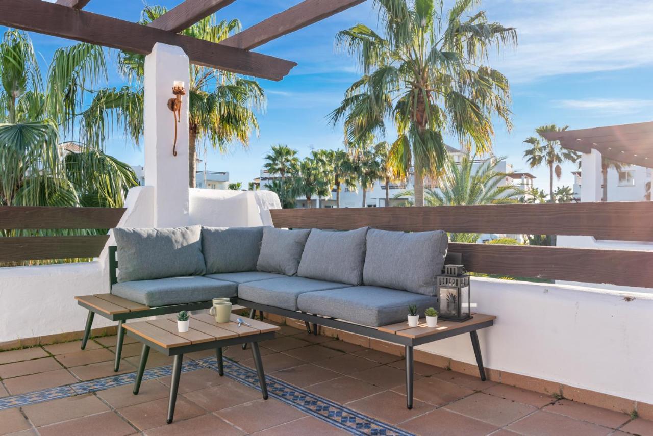 Apartment With Terrace And Pool By Costarentals - Ref M16