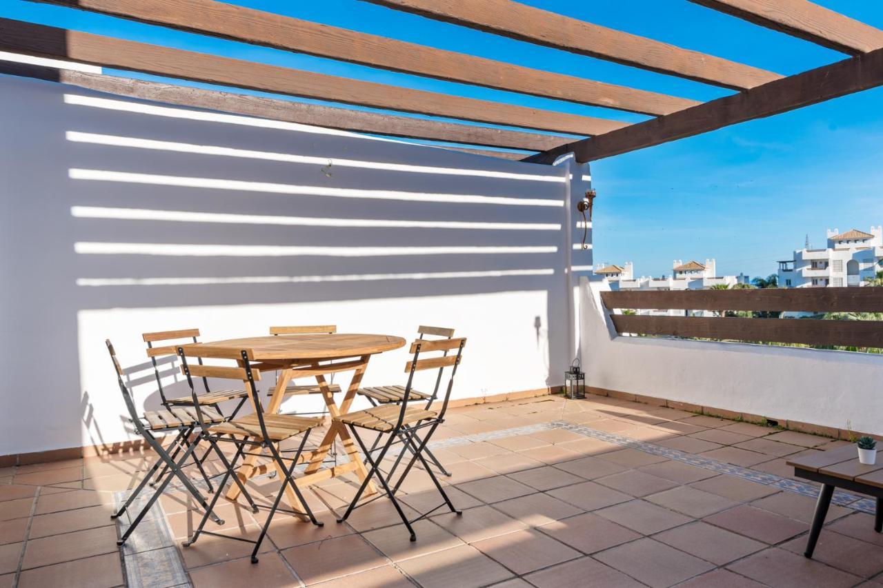 With Terrace And Pool By Costarentals - Ref M16 Apartment Estepona
