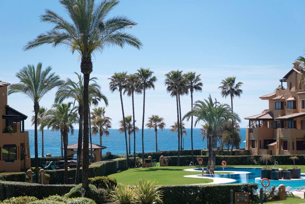 First Line Beach Complex Apartamento