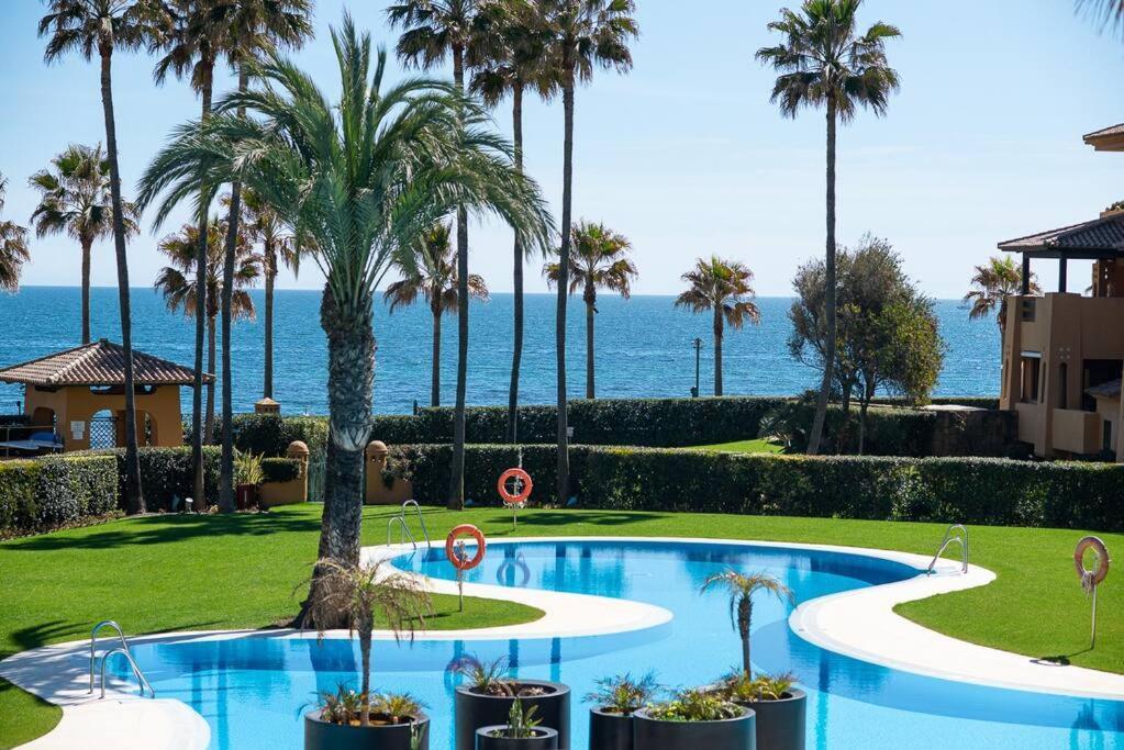 First Line Beach Complex Apartamento