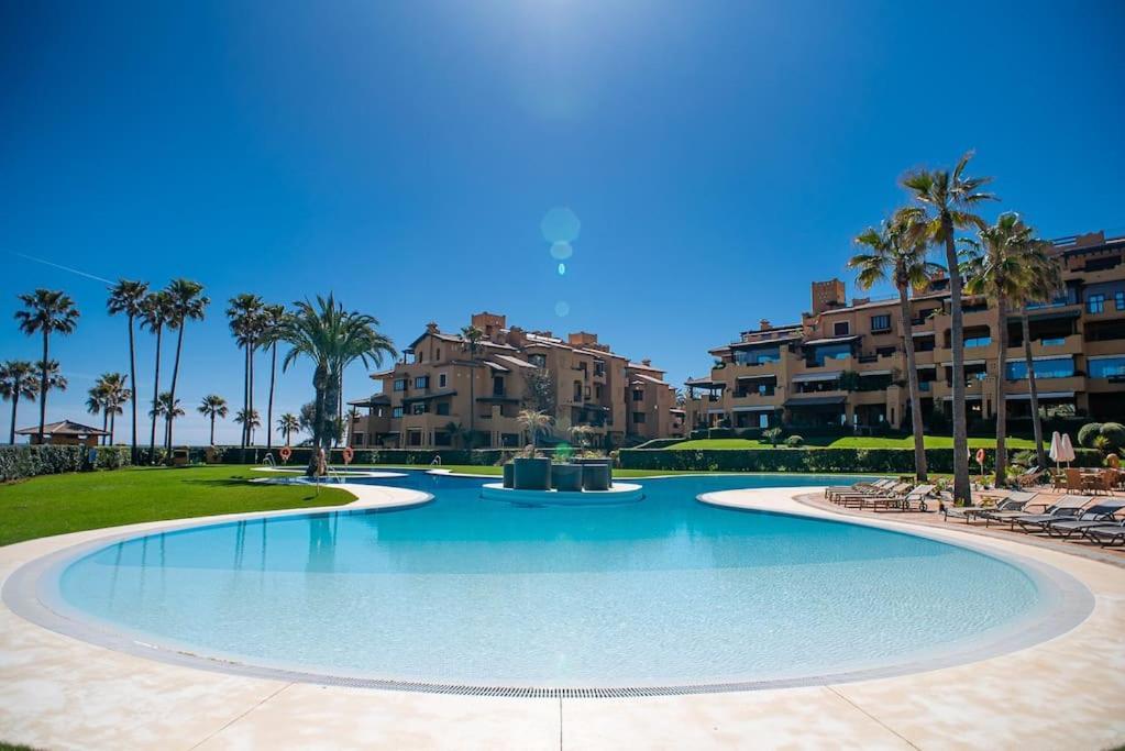 First Line Beach Complex Apartamento