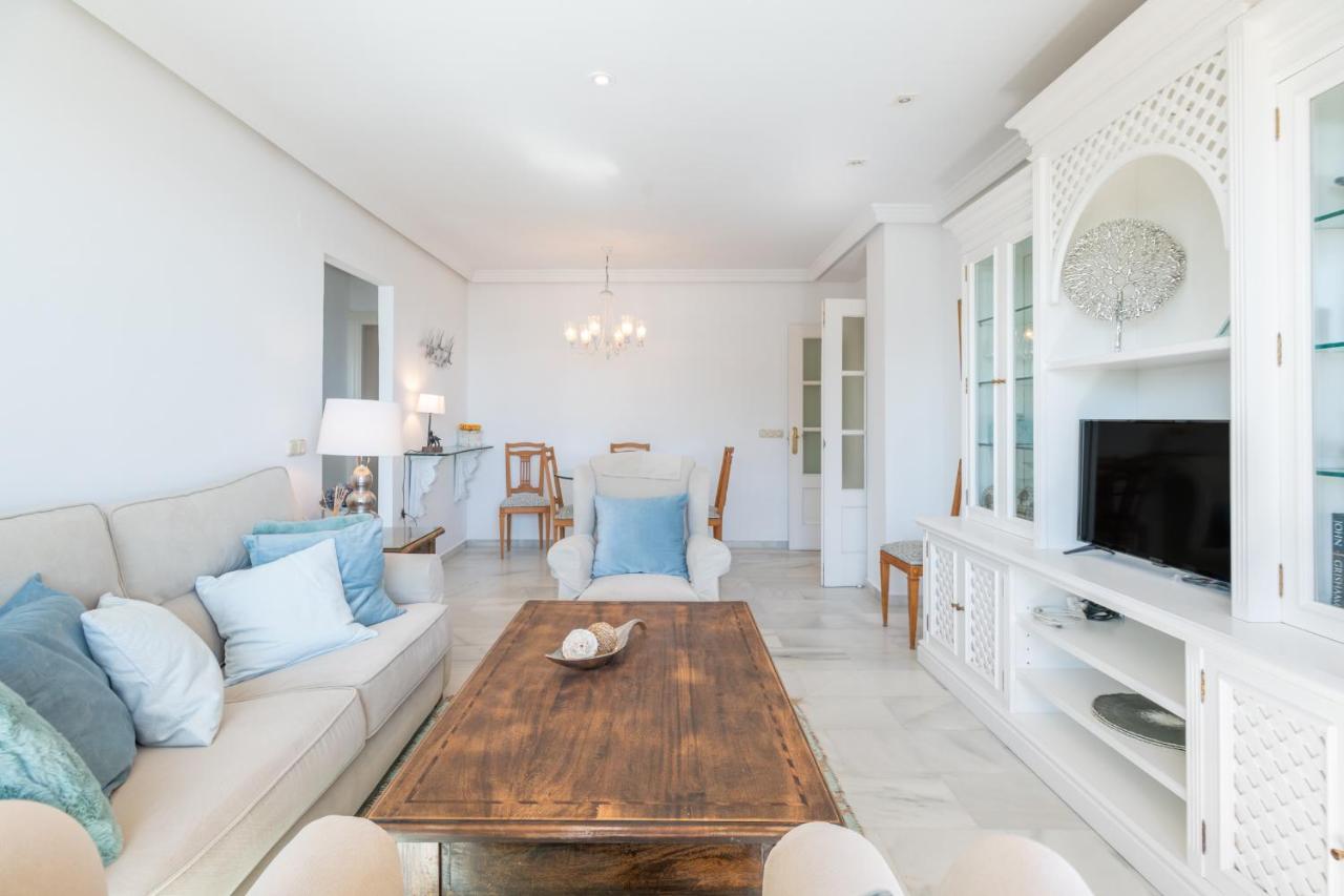 Familiar Vistas Al Mar By Rent Me Estepona