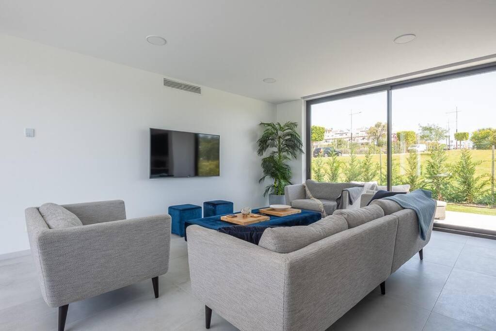Casa Innes: Entire 5 Bed Modern Villa. Pool. Valle Romano